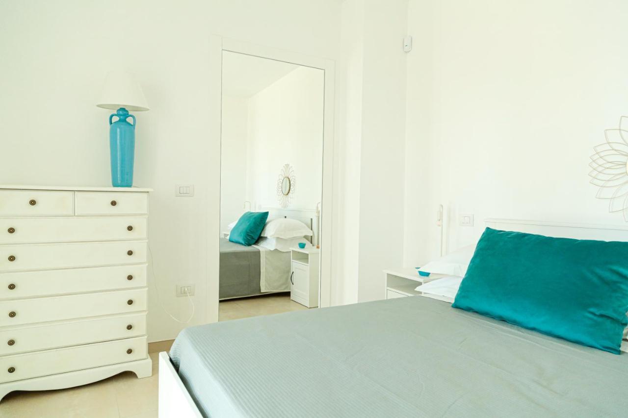 Casa Clementina Rooms Vista Mare Порто-Чезарео Экстерьер фото