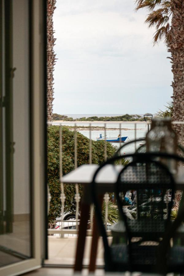 Casa Clementina Rooms Vista Mare Порто-Чезарео Экстерьер фото